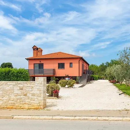 Karoca 2 Apartment Pula